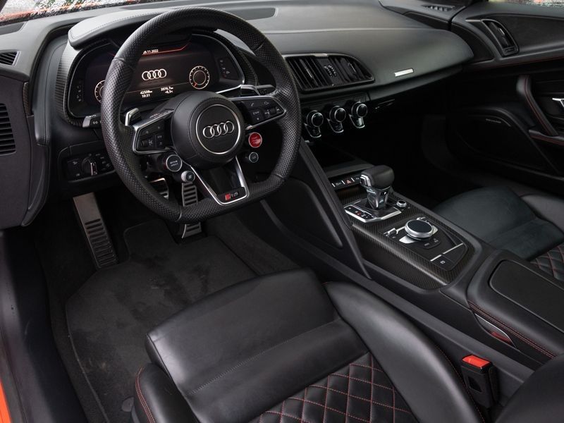 AUDI R8 coupé 5,2 FSI  V10 plus QUATTRO S-TRONIC - červená Dynamite | ojeté auto | skladem | referenční auto | záruka | autoibuy.com | online nákup | online prodej | eshop | autoibuy.com 